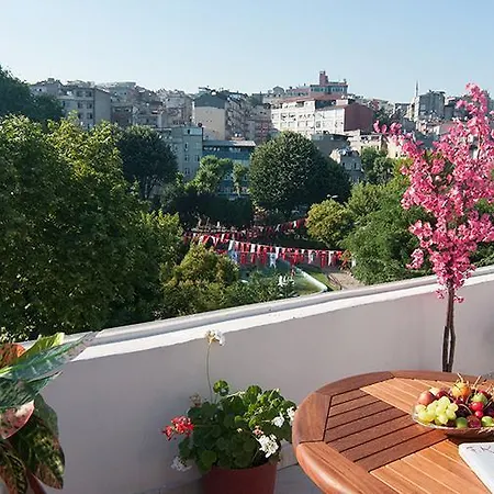 Sultans Hotel